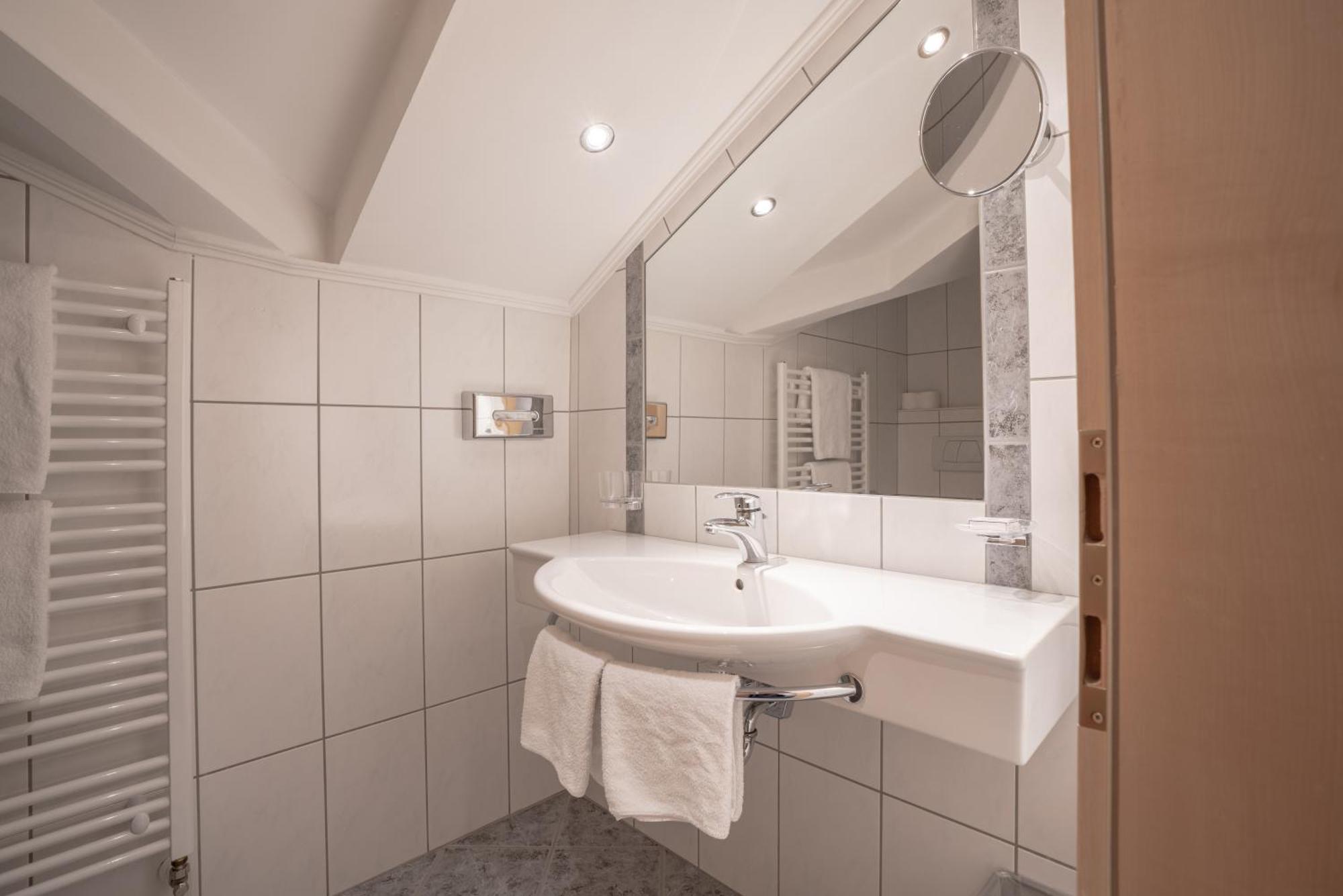 Petit Madlein Bed & Breakfast Ischgl Dış mekan fotoğraf