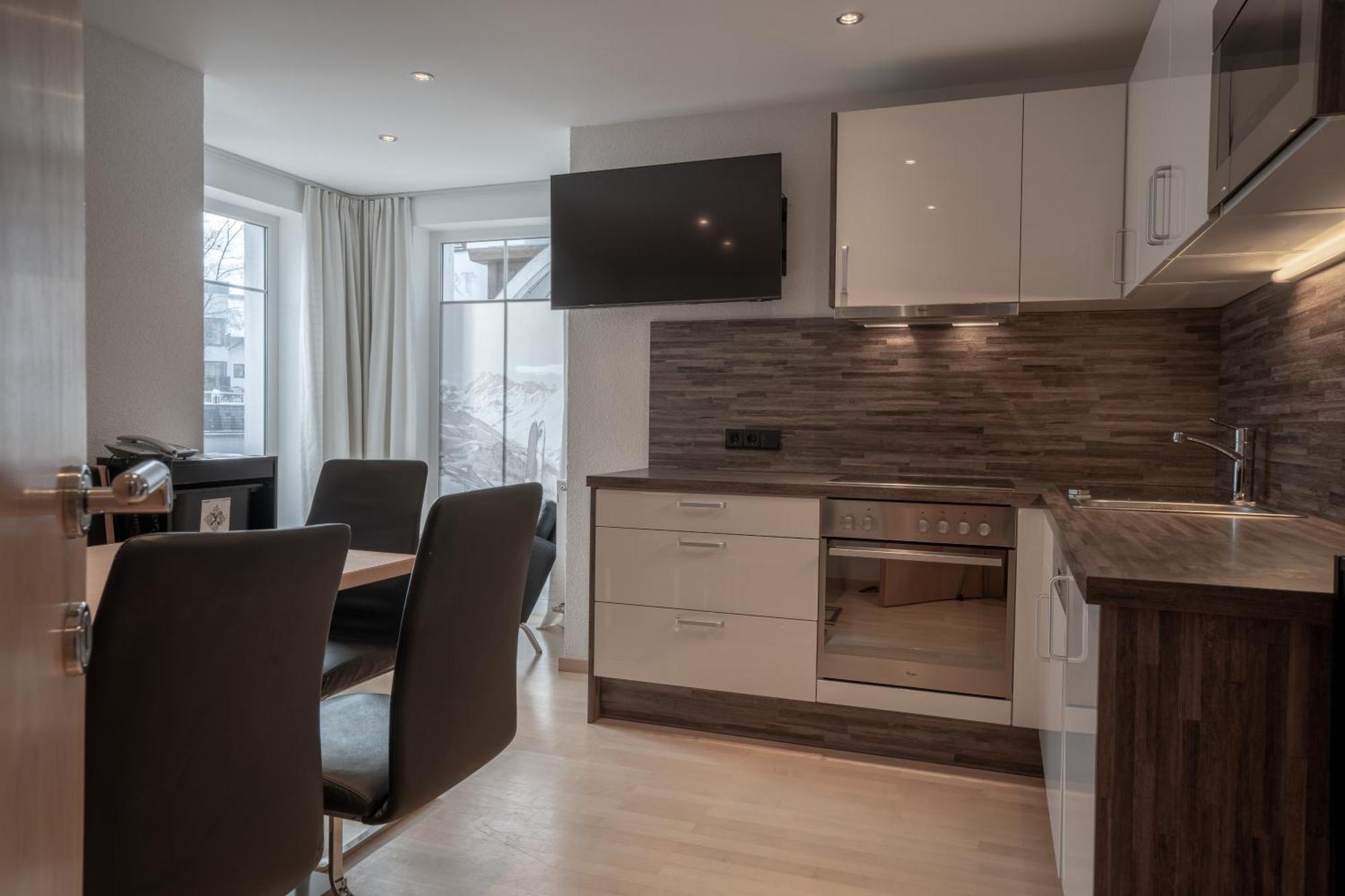 Petit Madlein Bed & Breakfast Ischgl Dış mekan fotoğraf