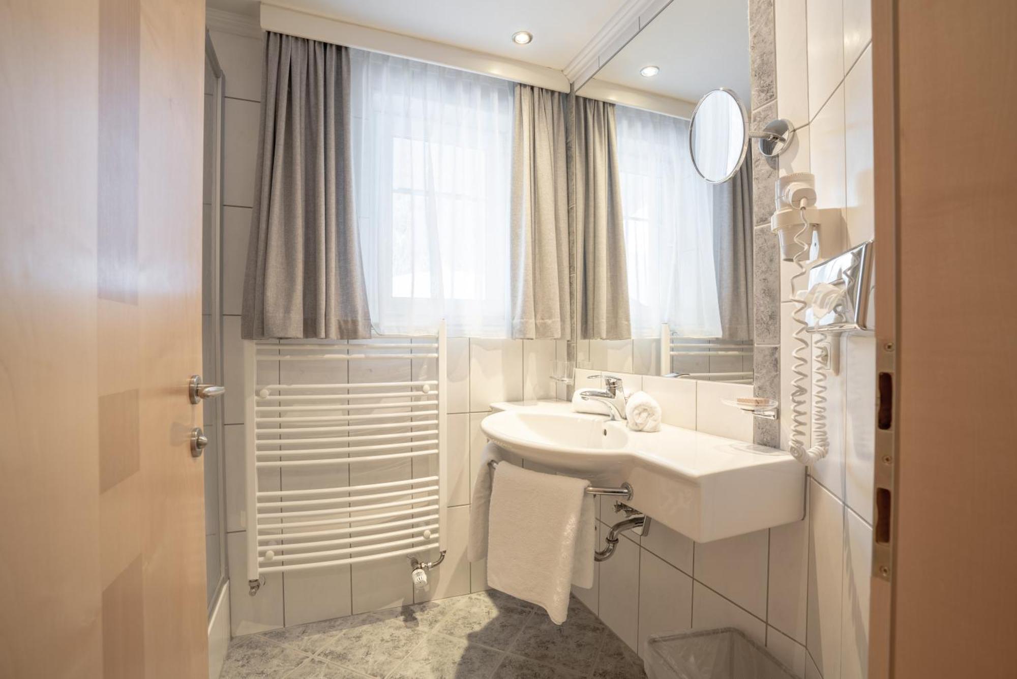 Petit Madlein Bed & Breakfast Ischgl Dış mekan fotoğraf